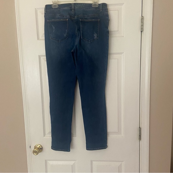 Chico’s Platinum Ankle Blue Jean S 1 - Picture 2 of 2